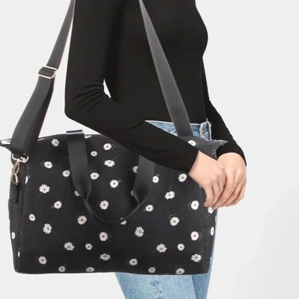 Alice and Olivia Daisy Duffel Weekender Tote Bag - Picture 2 of 13